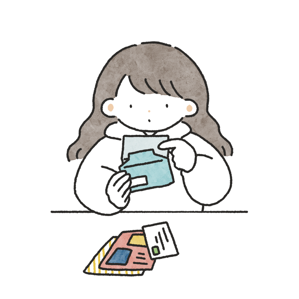 いくつか届いた郵便物の中の一つを開封して確認している女性の手描きタッチフリーイラスト素材